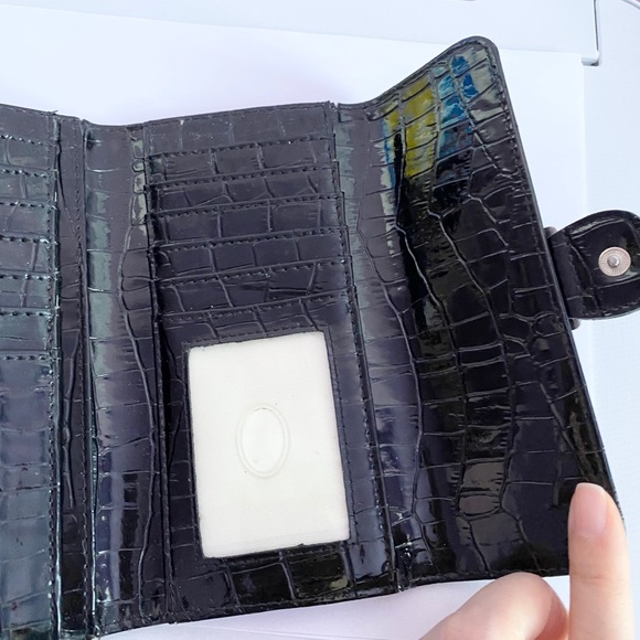 Guess black shiny wallet - Picture 5 of 6